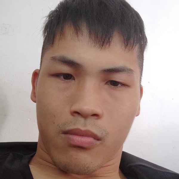 31岁岁广东单身帅哥 - 德宏吉缘网