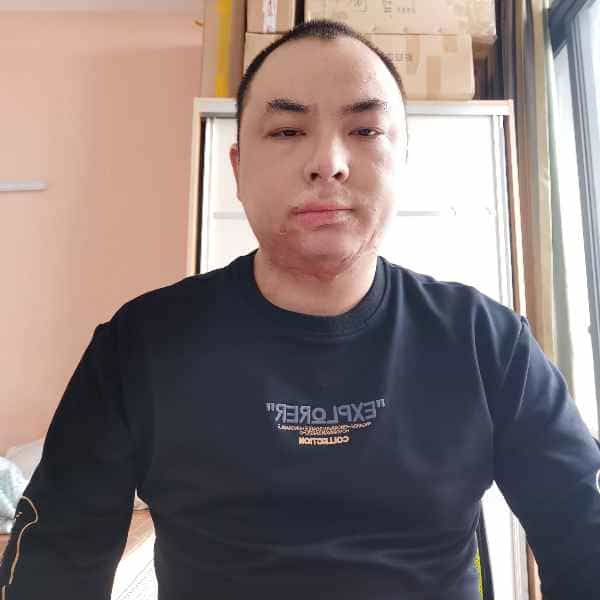 33岁岁四川单身帅哥 - 德宏吉缘网
