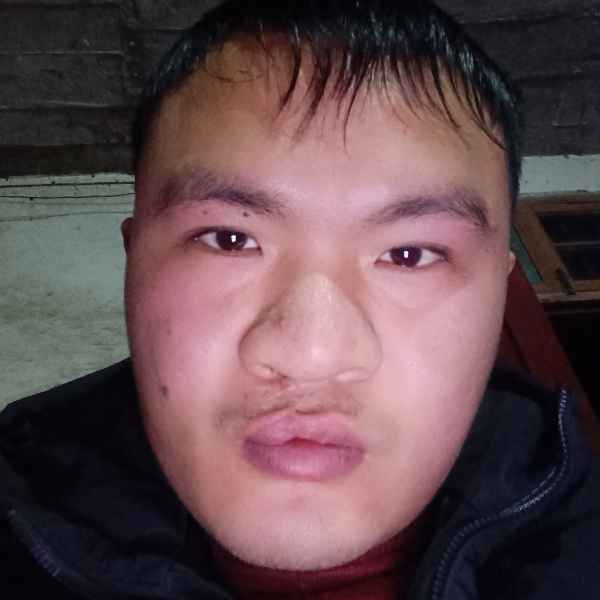 35岁岁江西单身帅哥 - 德宏吉缘网