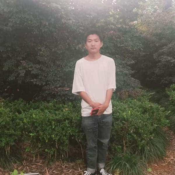 35岁岁云南单身帅哥 - 德宏吉缘网