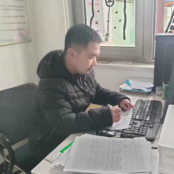 42岁岁山东单身帅哥 - 德宏吉缘网