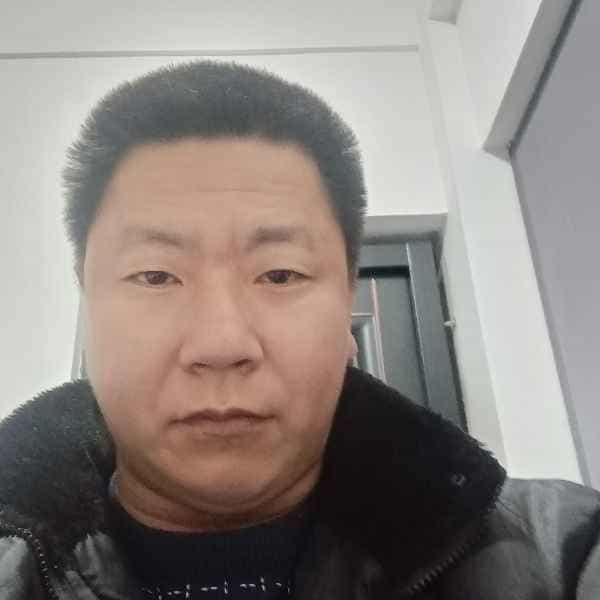 35岁岁四川单身帅哥 - 德宏吉缘网