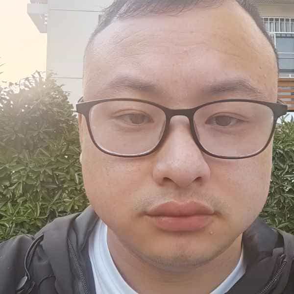 35岁岁浙江单身帅哥 - 德宏吉缘网