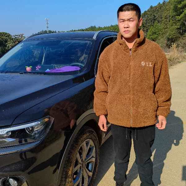 31岁岁江西单身帅哥 - 德宏吉缘网