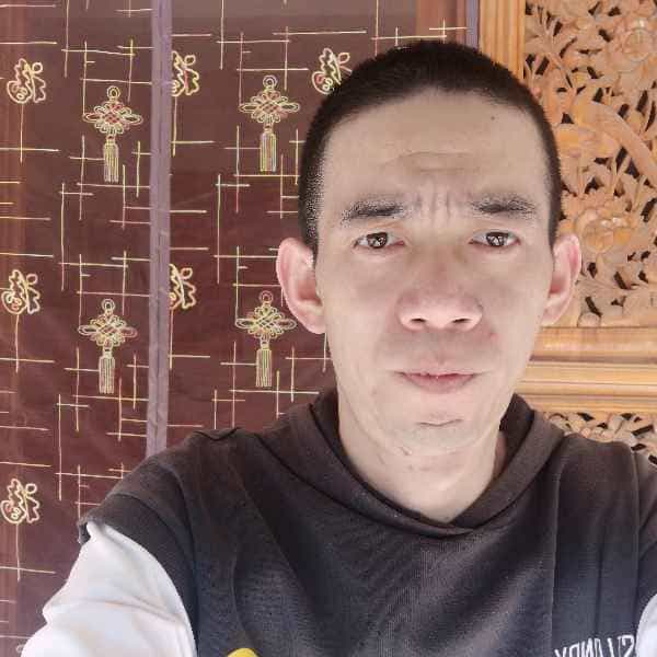 37岁岁云南单身帅哥 - 德宏吉缘网