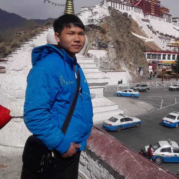 34岁岁广西单身帅哥 - 德宏吉缘网