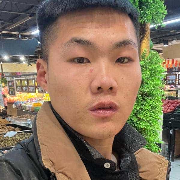 28岁岁河南单身帅哥 - 德宏吉缘网