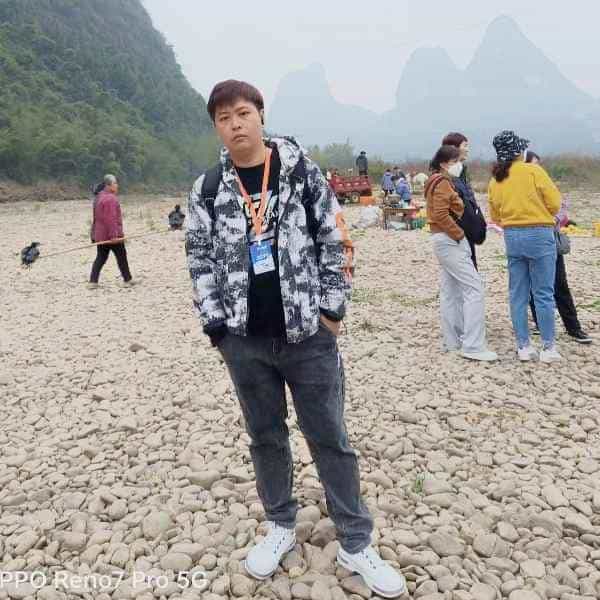 35岁岁浙江单身帅哥 - 德宏吉缘网