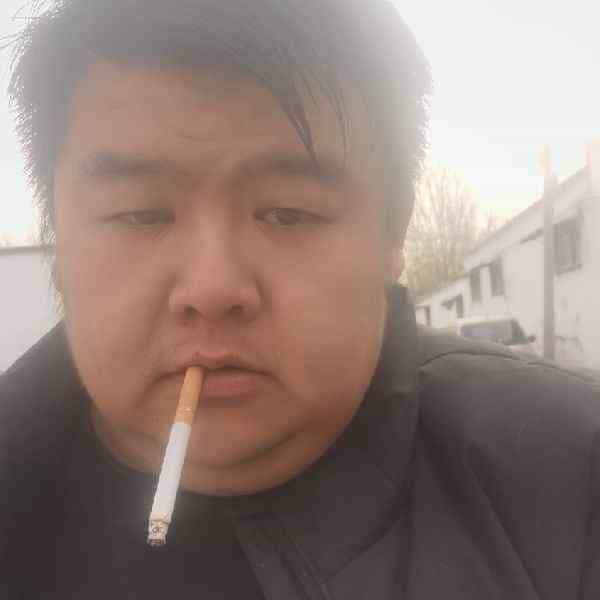 35岁岁山东单身帅哥 - 德宏吉缘网