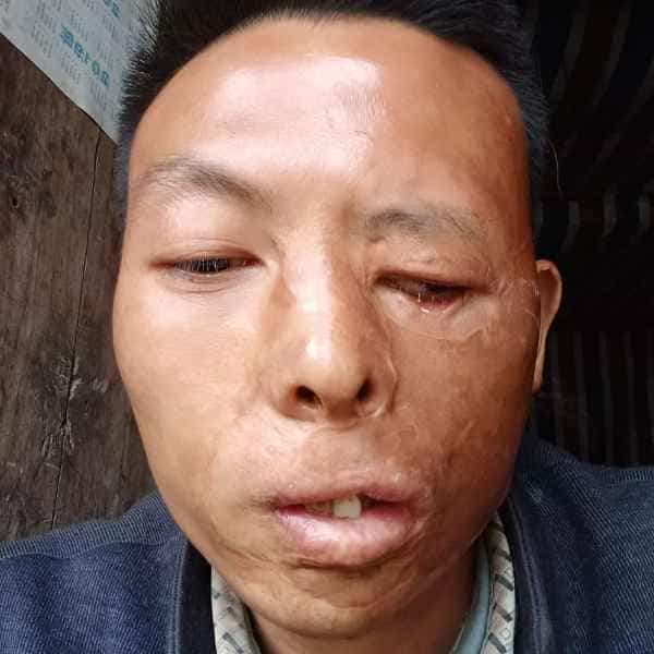 34岁岁四川单身帅哥 - 德宏吉缘网