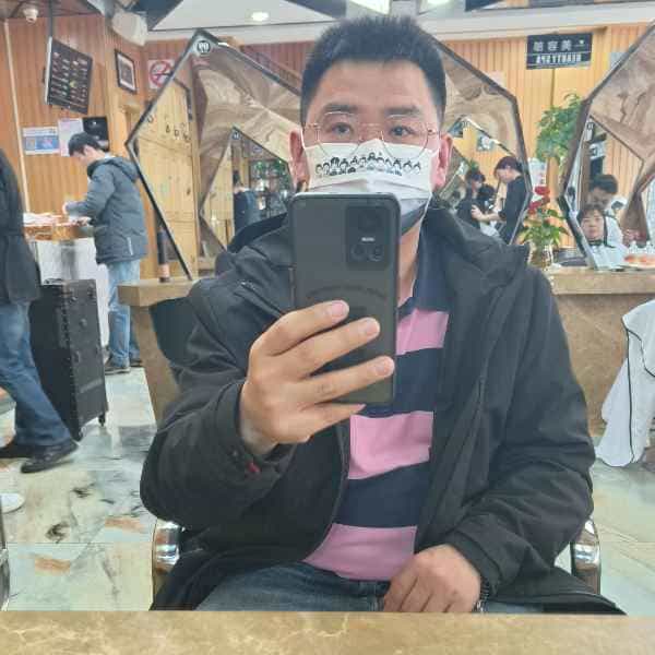 37岁岁上海单身帅哥 - 德宏吉缘网