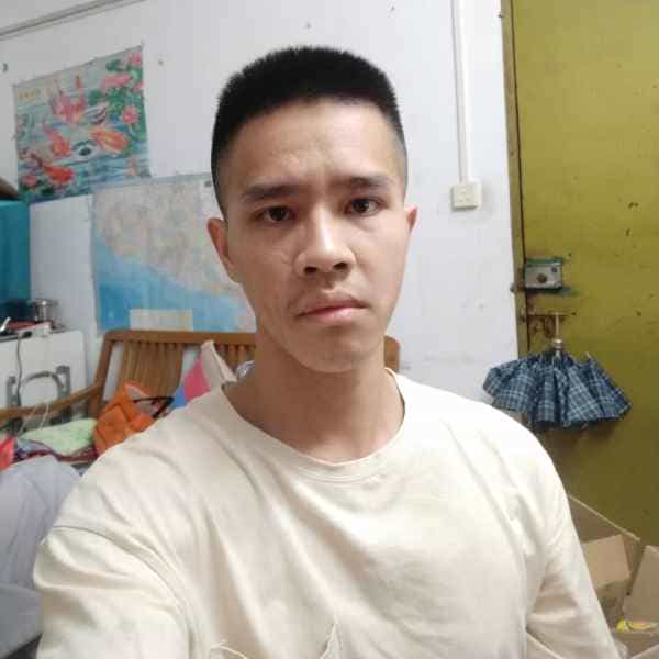 28岁岁广东单身帅哥 - 德宏吉缘网