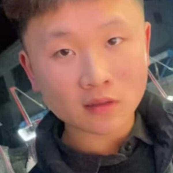 22岁岁河南单身帅哥 - 德宏吉缘网