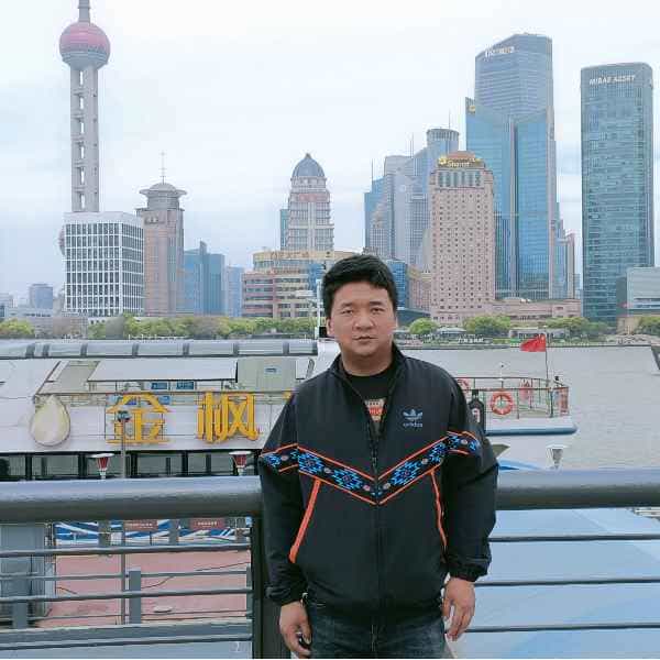 28岁岁云南单身帅哥 - 德宏吉缘网