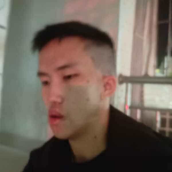 24岁岁广东单身帅哥 - 德宏吉缘网