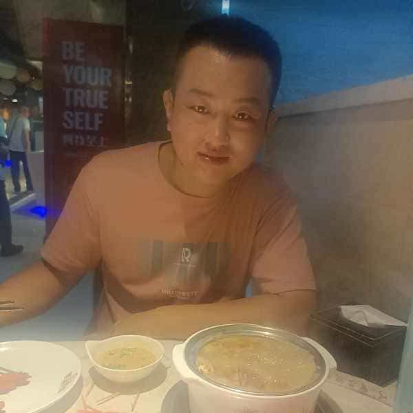 34岁岁山西单身帅哥 - 德宏吉缘网