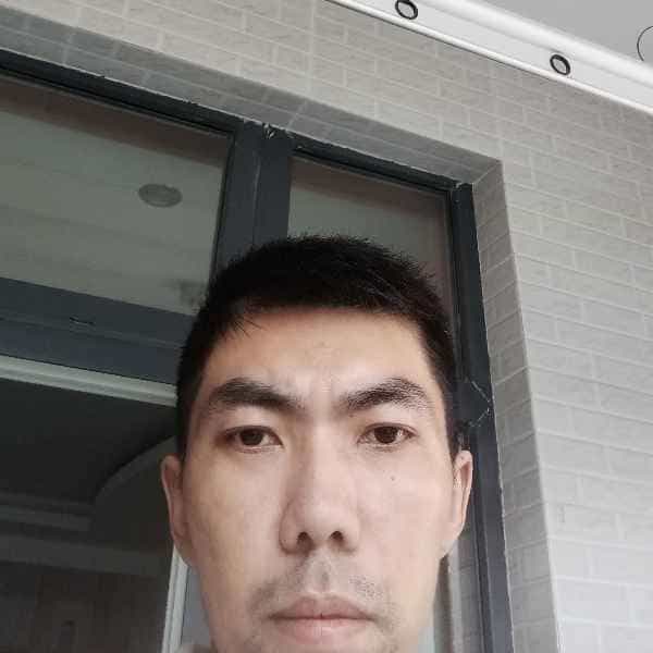 39岁岁江苏单身帅哥 - 德宏吉缘网