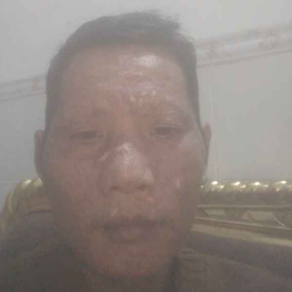 33岁岁广西单身帅哥 - 德宏吉缘网