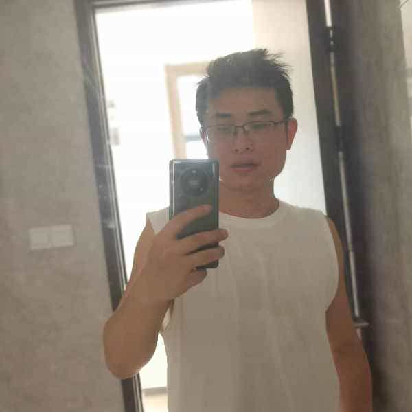 39岁岁广东单身帅哥 - 德宏吉缘网