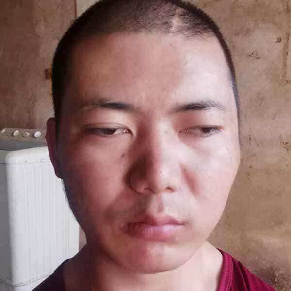 35岁岁云南单身帅哥 - 德宏吉缘网