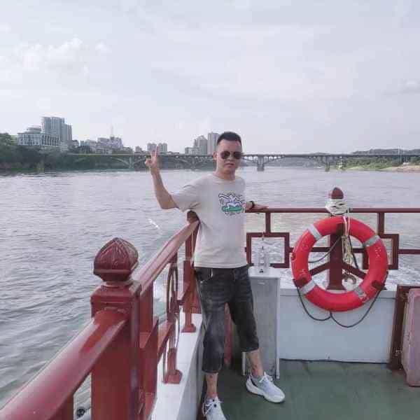 29岁岁四川单身帅哥 - 德宏吉缘网