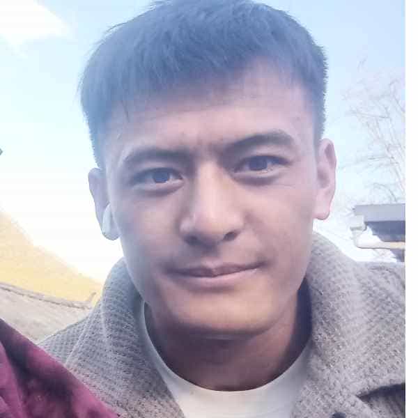 34岁岁云南单身帅哥 - 德宏吉缘网