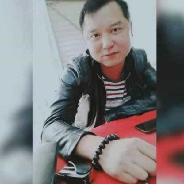 40岁岁湖南单身帅哥 - 德宏吉缘网