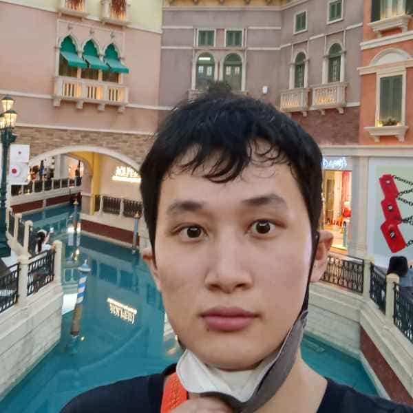 35岁岁广东单身帅哥 - 德宏吉缘网
