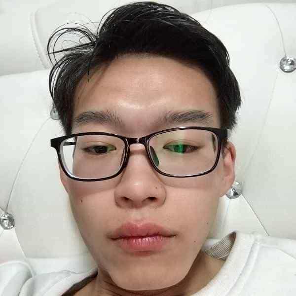 23岁岁河南单身帅哥 - 德宏吉缘网