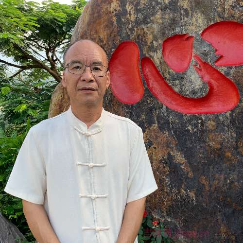 60岁岁广东单身帅哥 - 德宏吉缘网