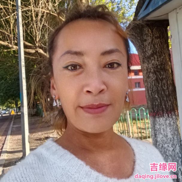 51岁岁黑龙江单身美女 - 德宏吉缘网