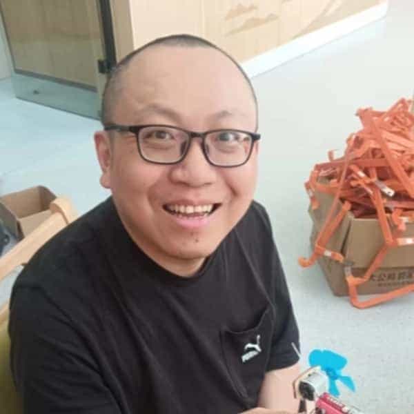 43岁岁江苏单身帅哥 - 德宏吉缘网
