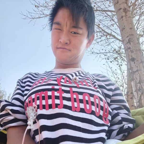 25岁岁内蒙古单身美女 - 德宏吉缘网