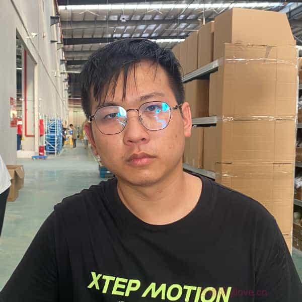 30岁岁广东单身帅哥 - 德宏吉缘网
