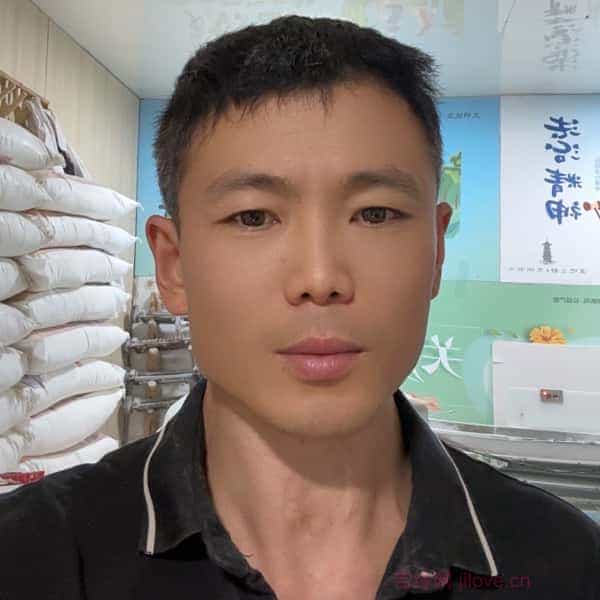 42岁岁江苏单身帅哥 - 德宏吉缘网