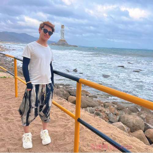 34岁岁湖南单身帅哥 - 德宏吉缘网